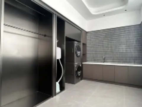 瀋陽港灣E飯店（瀋陽北站中街店）