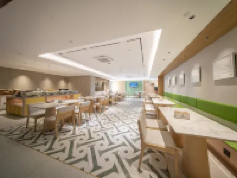 THUNDEROBOT HOTEL