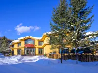 Tranquil Snow Mountain Platinum Hotel