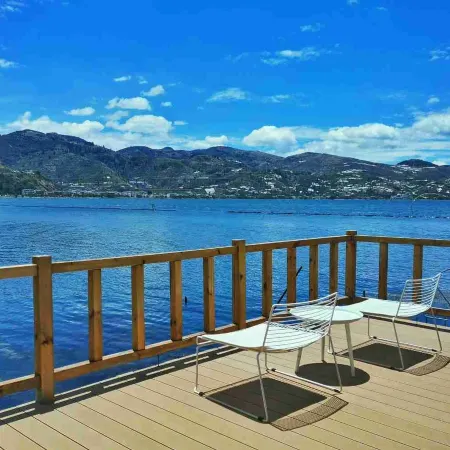 Liaoliaozu Waterfront Inn