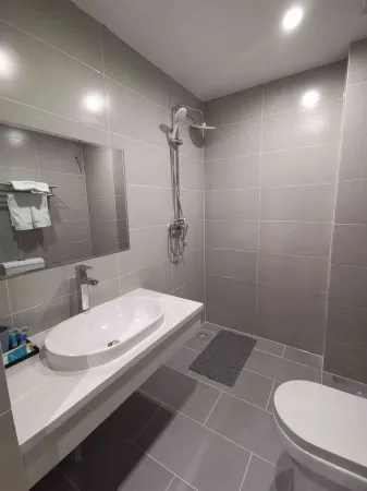 Kaiyuan Lijiang Business Hall Отели рядом с достопримечательностью «Chongshou Pagoda»