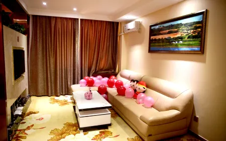 Zhenglanqi Mingshi Business Hotel Отели рядом с достопримечательностью «Baotou Light Industry Vocational Technical College Zhenglanqi Branch»