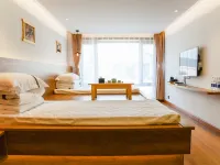 home alone in Hong Li 펑린현 호텔