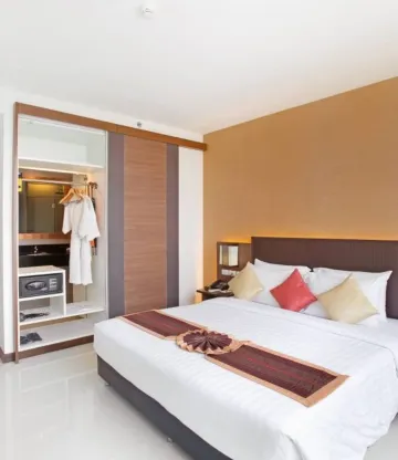 ห้องดีลักซ์พร้อมวิวเชดี