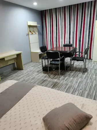 City Star Hotel Отели рядом с достопримечательностью «Jianhu Museum»