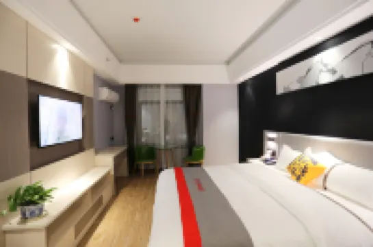 Junyi Chain Hotel (Jieyang Wanda Store)