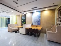 Butong Floral Hotel - 2 Yıldız