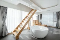 Fuyun·Oxygen Supply Light Luxury Beauty Su (Lijiang Ancient City Dashuiche Shop)