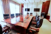 Taihu County Huating Lake Century International Hotel