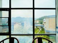 宁明花山温泉国际酒店 - 高级山景大床房