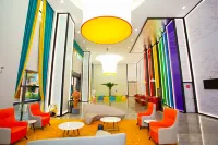 虔で美しい・卡卡アニメホテル（竜南体育センター） 竜南のホテル