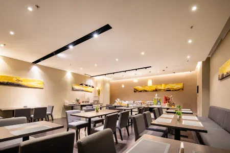 Romantic Season Yunshang Hotel (Shenyang North Station) Отели рядом со станцией Shenyang East Railway Station