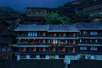 西江泊雲·客棧（千户苗寨店） 鄰近貴州西江阿幼民族文化博物館有限公司的酒店