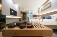 Burqin Zhongsu Hotel