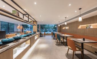 HanTing Hotel (Taizhou Jiangyan District Government)