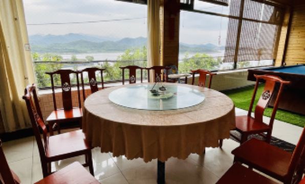 Bei jing lv xing du jia bie shu - Housity