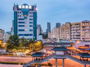 Atour Hotel(Qingdao CBD Hangzhou Road Store)