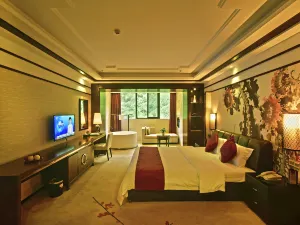 Xinfeng Utop Spring Primeval Forest Resorts