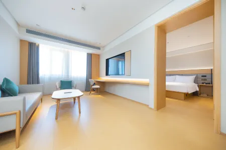 JI Hotel (Tongxiang Puyuan Dadao)