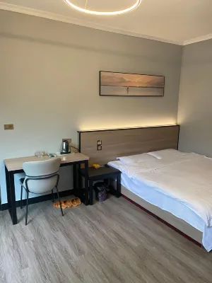Dongquan Quanzhiyuan Hostel Hotels near jiangjiarongdongfeng Sceneic Area