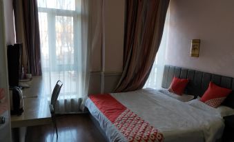 Yuhua Pavilion Leisure Hotel