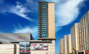 Yunmu Hotel (Luzhou Bubu Hi-Tech World Shop)