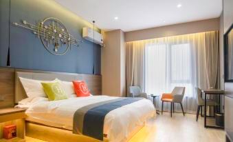 Heyue Hotel (Taiyuan Changfeng Business District Vientiane City Branch)