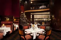 The St. Regis Hotel Hotel di Vancouver