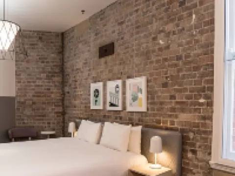 The Ultimo Hotels near Green Square