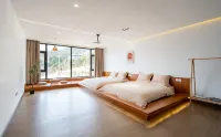Yishan Yitian Homestay - Mountain view
