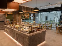 Al Khoory Courtyard Hotel Hotels near Al Safa