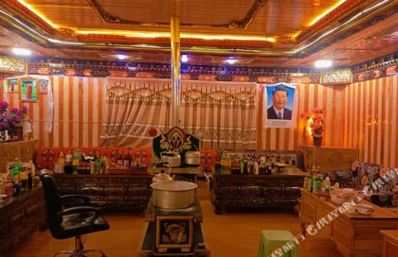 八宿來古扎西民宿