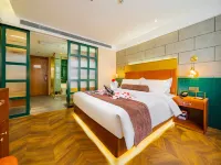 James Joyce Coffetel Hotel (Yinchuan Drum Tower Jade Emperor Pavilion Store)