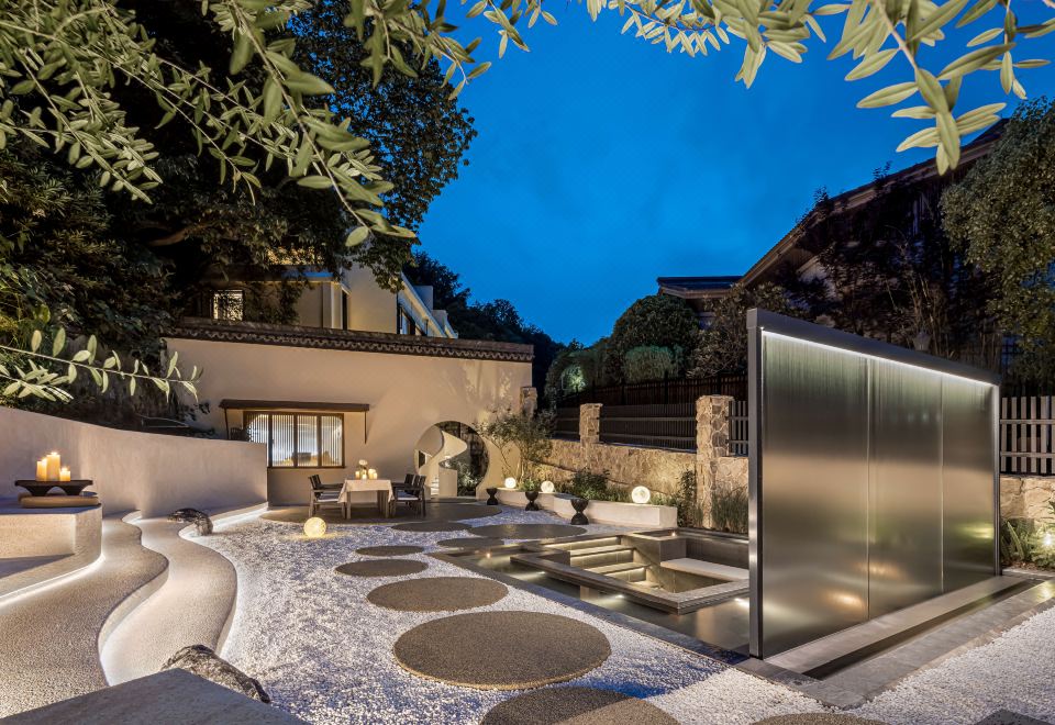 Lin Yin Xi Lu (Hangzhou West Lake Wushan Square)