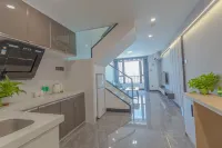Aijia Apartment (Wuyue Plaza)