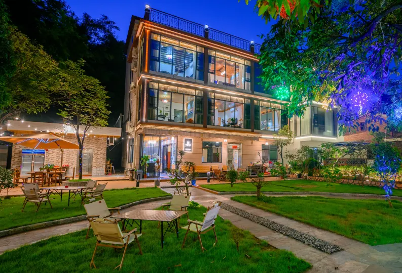 Qingyuan Juhuang Jingshe (Gulongxia Branch)