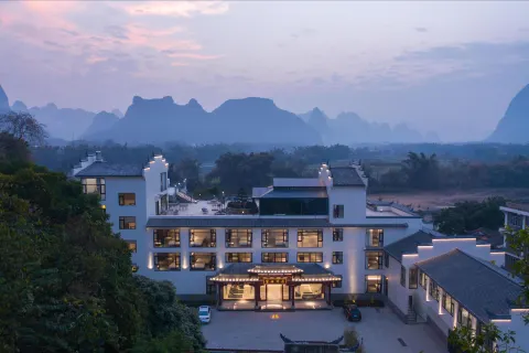 양숴 리장 푸하이 리버사이드 리조트