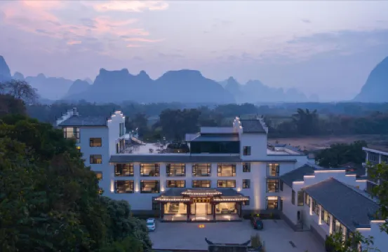 รีสอร์ทริมน้ำลี่เจียงผูไห่ หยางซั่ว