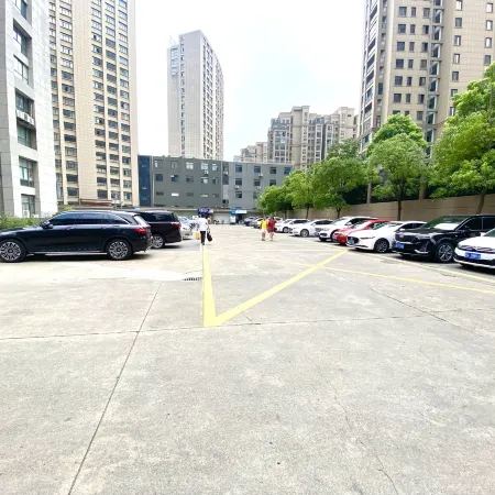Vienna Hotel (Chizhou Railway Station, Qishan-Pingtian Lake Scenic Area, Guichi District, Chizhou)