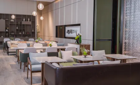 Yidu Comesun Hotel Отели рядом с достопримечательностью «Sanxia Romance Park»