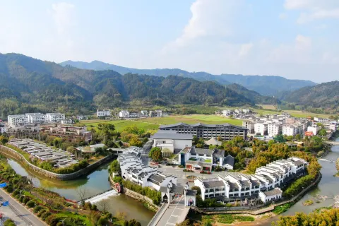 Rucheng Hot Spring Fuquan Resort