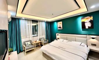 Junyi Light Luxury Apartment