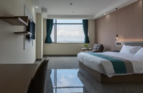 Haiyan TT E-sports Business Hotel