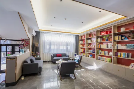 Shandong Hotel (Zhengding Ancient City South Gate Longxing Temple) Отели рядом с достопримечательностью «Linji Joss House»