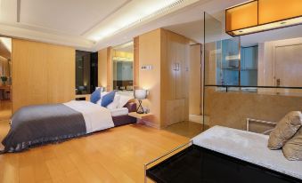 Ruijia Serviced Apartment (Tianjin Binjiang Road)