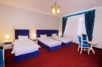 Dendi Plaza Hotel - balcony