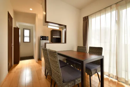Condominium l's Inn Naha Higawa by Coldio Premium [Okinawa Main Island] Отели рядом с достопримечательностью «Shuri Ryusen»