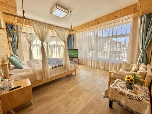 Yunxi Shanju Inn