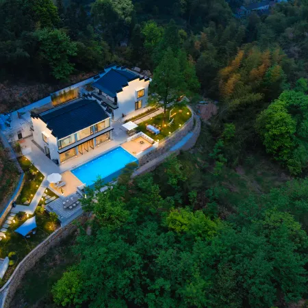 Jiuhua Mountain Lanxiu Mountain Wild Resort Homestay