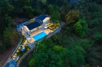 Jiuhua Mountain Lanxiu Mountain Wild Resort Homestay